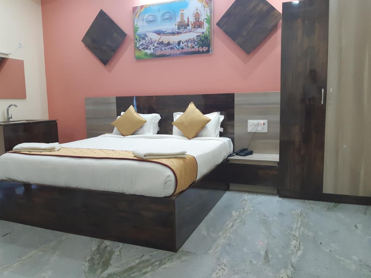 Devansh Bhanu Residency Dbr Srikalahasti Zewnętrze zdjęcie